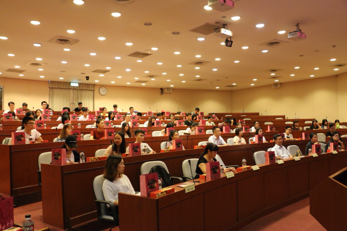 ▲佛光大学人文学院演讲厅欢迎会 