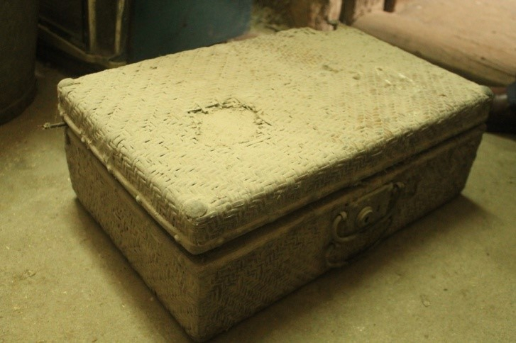 ▲当年中大师生遗落的藤箱