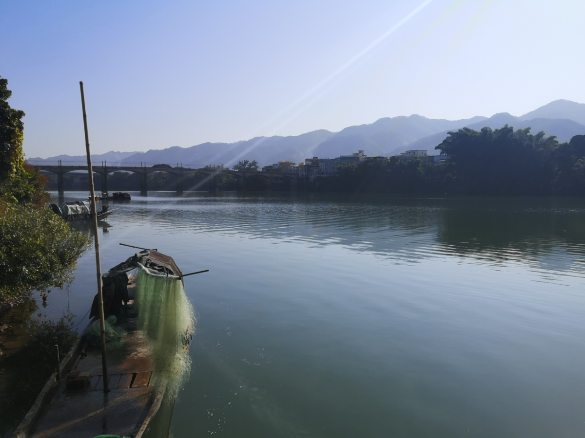 松口因水而旺,梅江穿城而过