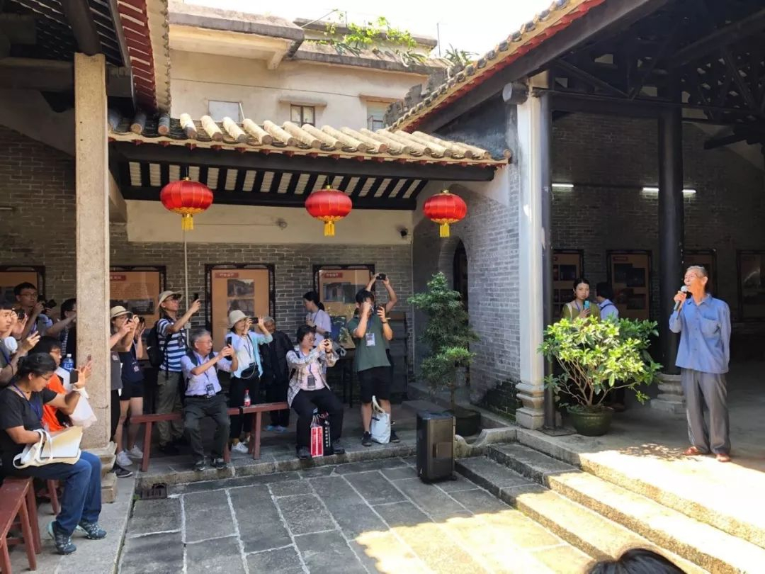 珠海鸡山村唐章雄老书记为大家演唱牛歌