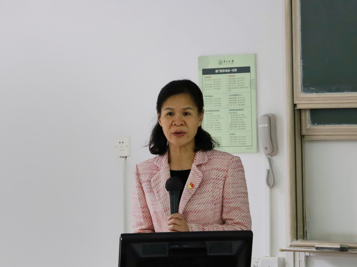 龙波书记作院系主题教育总结报告