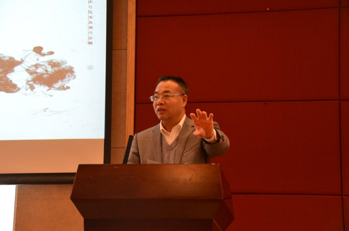 （左玉河老师作比赛总结点评）