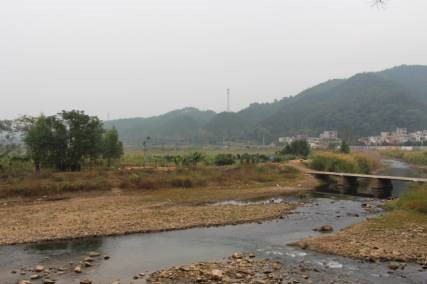 在公路上拍的瑶安乡