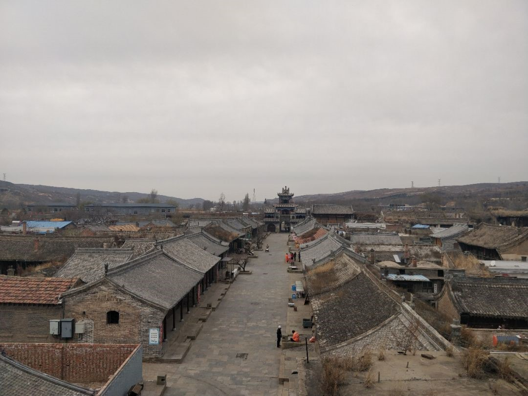 有一部分堡内建筑还基本保持了原来的大概形制