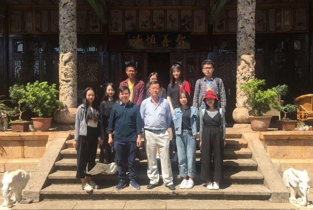 ▲访问龙云公馆旧址