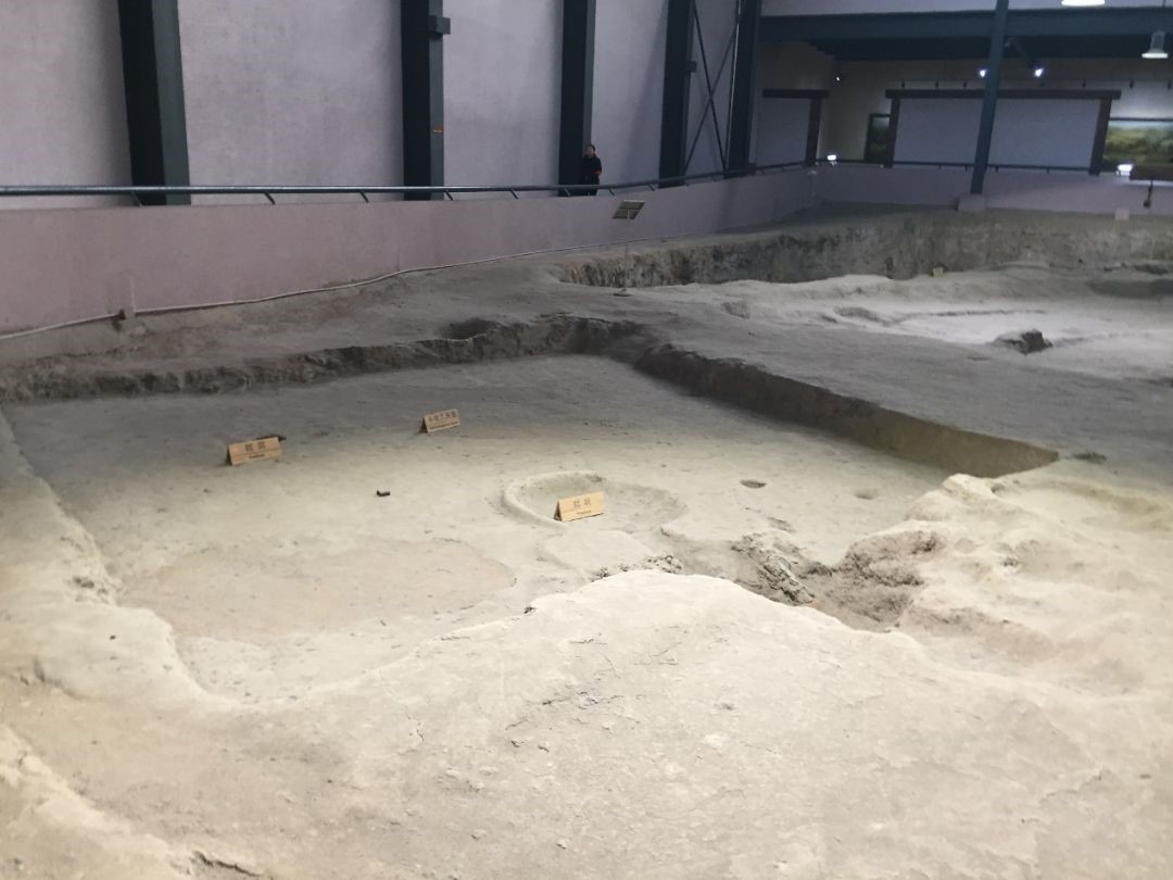 半地穴式房屋遗址