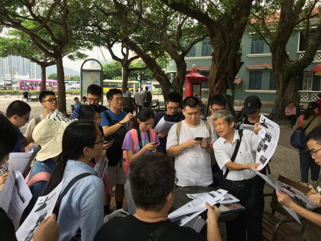 章文钦教授为我们介绍澳门史研究情况