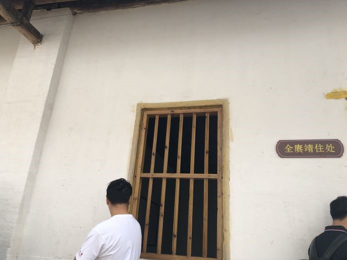 风度学校教工餐厅和教工住处